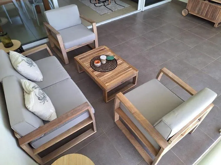 The One 1 Apartment Cul de Sac